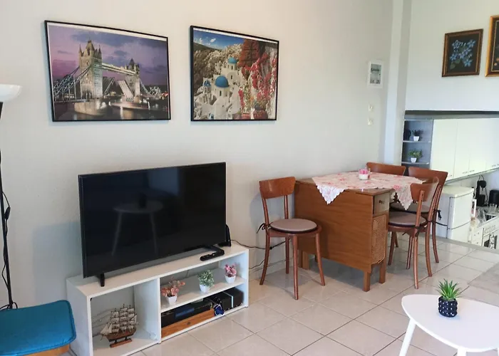 Onar Holiday Home