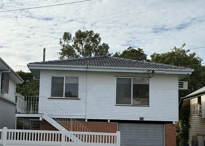 Your Cozy Retreat In Graceville