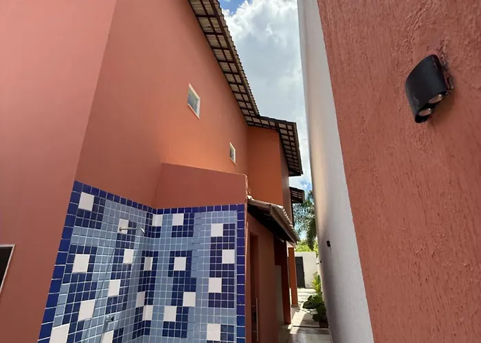 Suíte master com Acesso Total à Casa de Luxo com Piscina e Área Gourmet