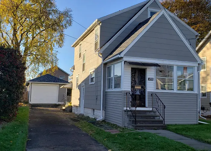 Grand Central - Pet Friendly 3 Bedroom 2 Bath