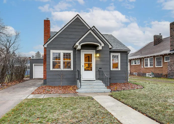 4 Blocks To Dtwn Missoula: Walkable Home W/ Yard