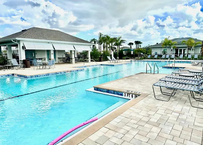 The Luxury New Modern Home 3-Br - Heated Pool, Gym Close To Downtown, Top Golf