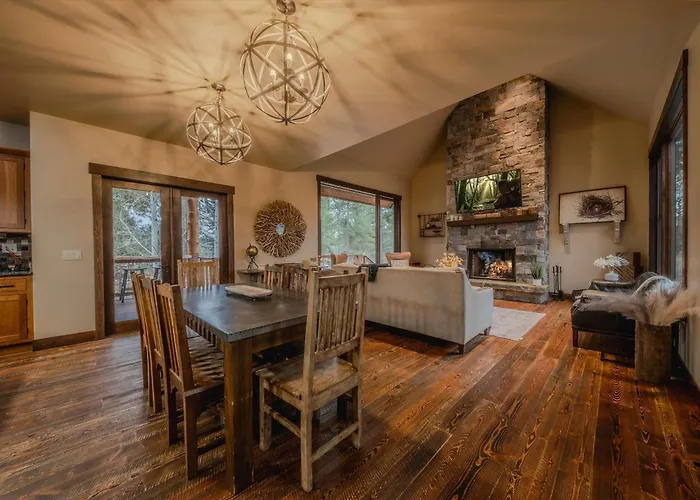 Wilderness Club Manor For 20