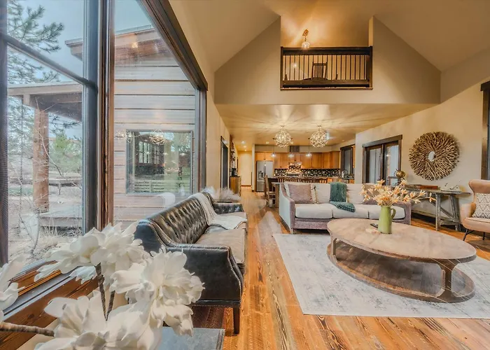 Wilderness Club Manor For 20