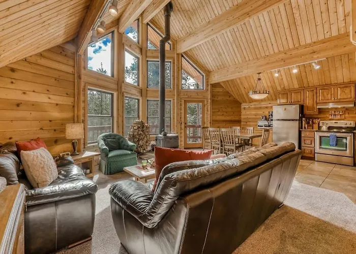 Terrific Mountain Escape With Wood-Burning Fireplace Easy Ski Access