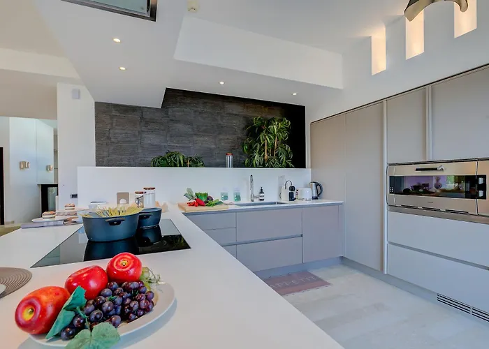 Lugano Lake View Villa With Private Pool