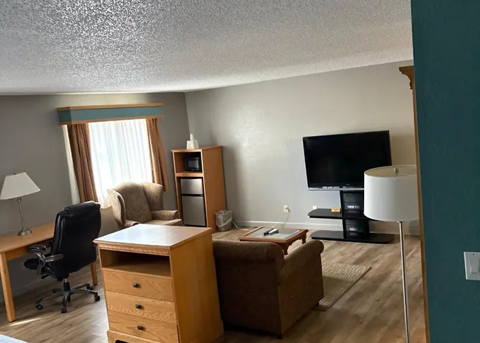 Simply Home Inn & Suites