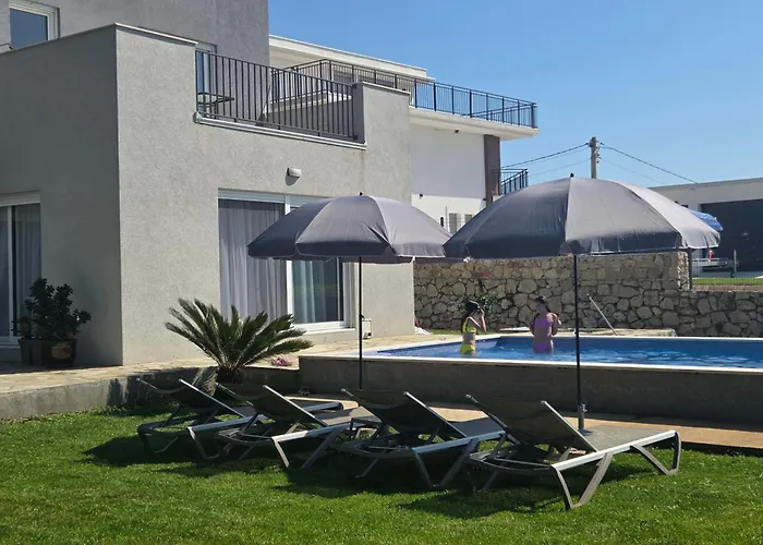 Villa Oaza