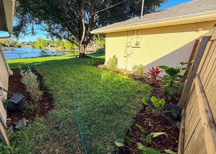 Waterfront Merritt Island Villa-Ksc, Beach, Port!