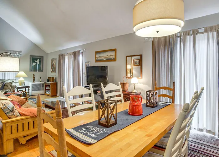 Retreat On Martha'S Vineyard! Near Shops & Eats