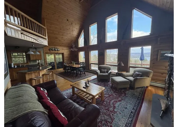 Lake View House With Hot Tub, Sauna And Game Loft