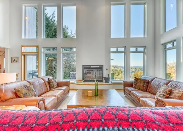 Mid-Century Home With Floor-To-Ceiling Windows & Great Views