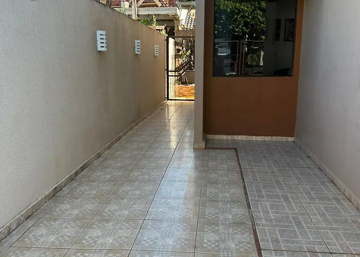 Hospedagem a Trabalho Quarto Banheiro