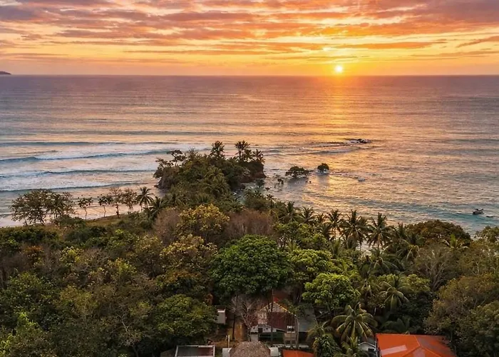 Nukumi Club - Adults-Only Boutique Hotel