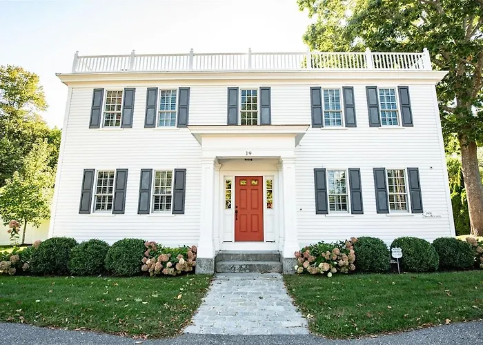 Dock Square House