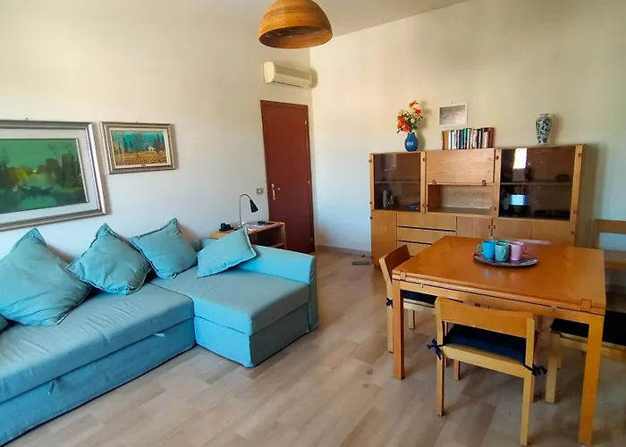 Bilocale In Piazza A Numana Vista Mare Bellissima - Cod 485