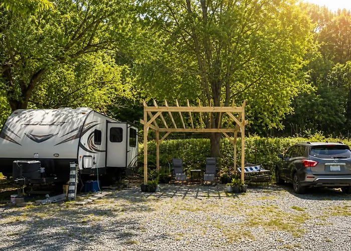 Camper On The New River In Todd, Nc