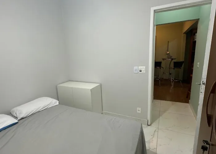 Quarto com banheiro