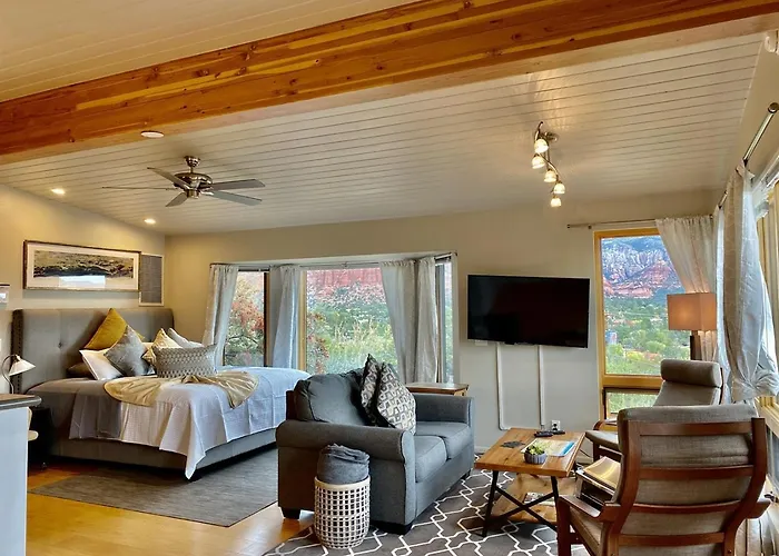 Perfect Couples Getaway Private Hot Tub Panoramic Red Rock Views