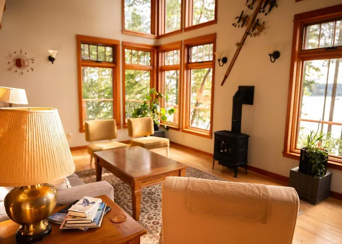 Island Waterview Retreat