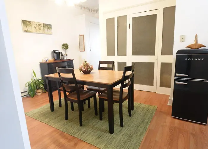 Strassner Suites - Opal