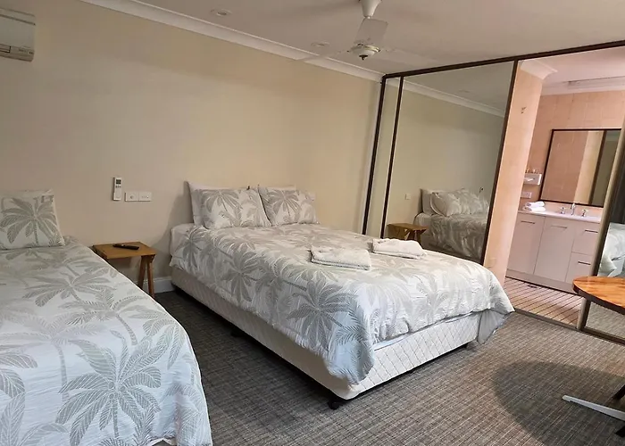Sisleys Motel