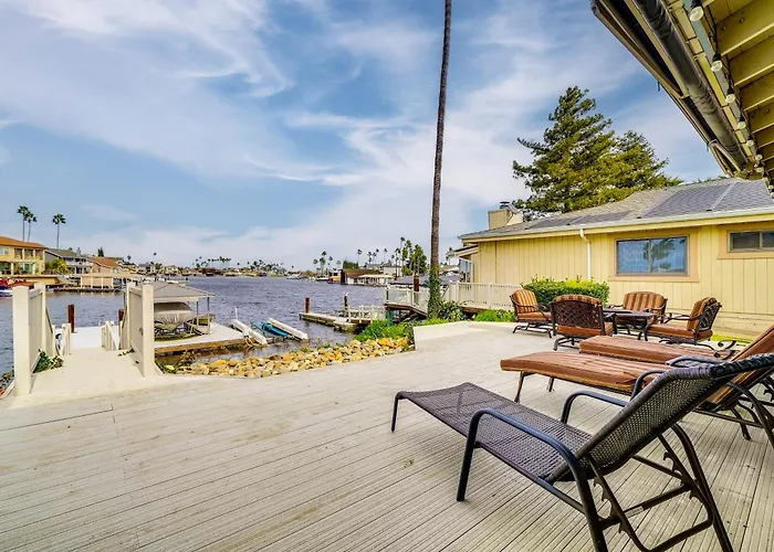 Private Dock + Fire Pit: Discovery Bay Retreat!