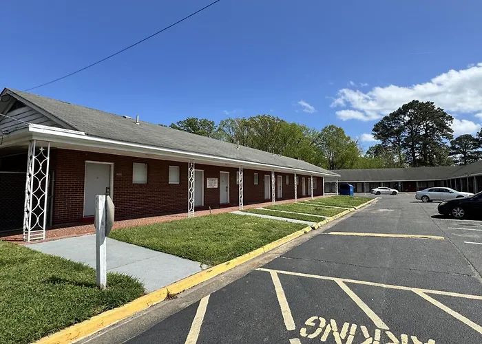 Economy 7 Inn Near Hampton University Va