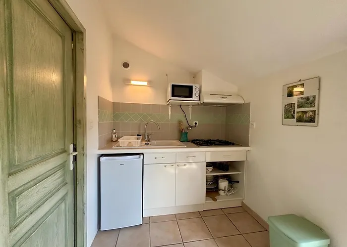 Maisonnette Cosy & Piscine, Calme Et Detente