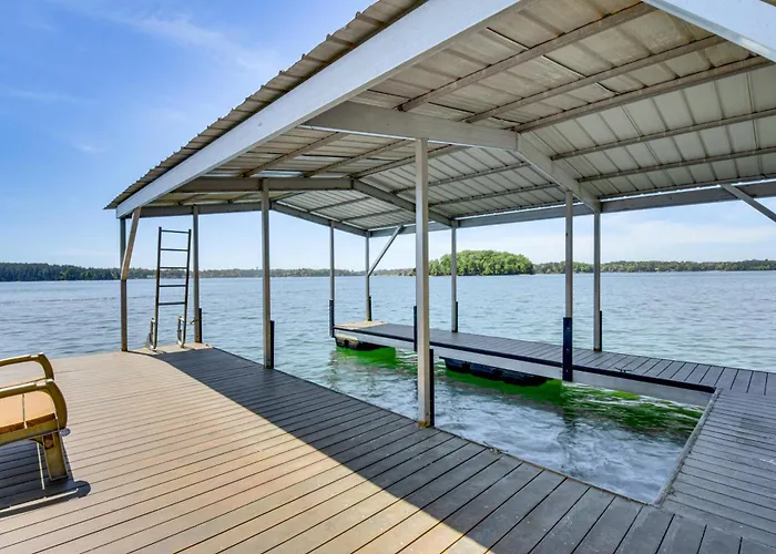 6 Mi To South Cove Boat Ramp! Lake Keowee Escape
