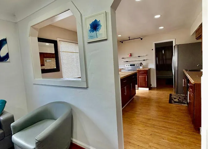 Hazel Park 2 Bedroom Bangalow