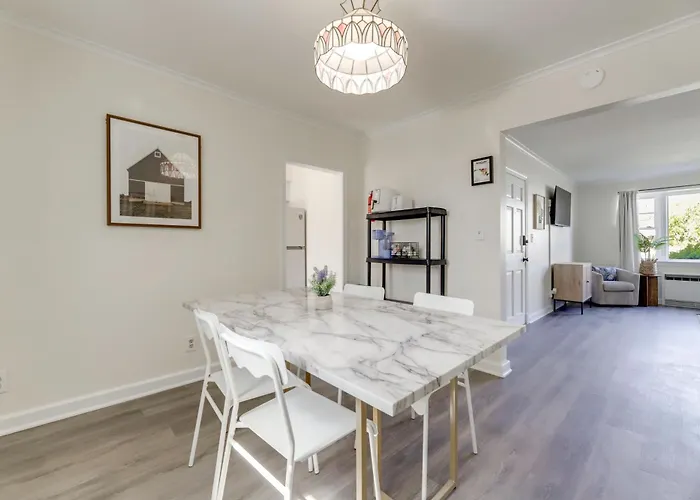 Walk To Parks & Marina! Waterfront Cambridge Condo