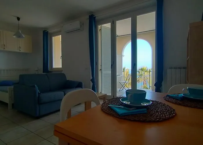 Monolocale Direttamente Sul Mare Cod 509