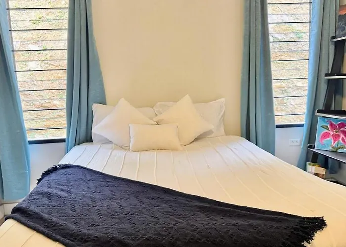 The Oasis- Luxury In Prime Location, Hot Tub & Gym