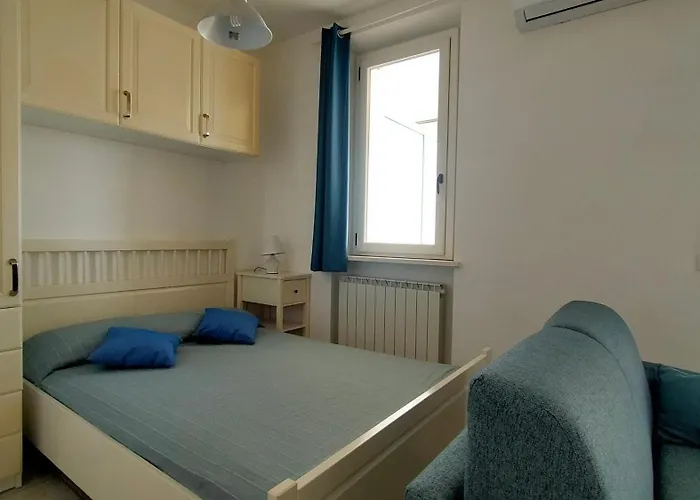 Monolocale Direttamente Sul Mare Cod 509