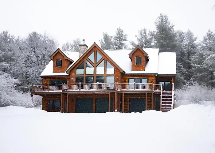 Exclusive Torch Lake Getaway 9435