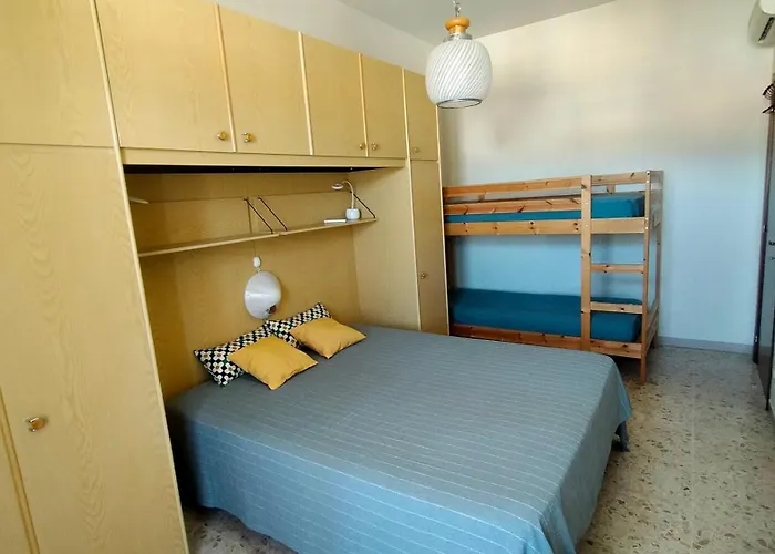 Bilocale In Piazza A Numana Vista Mare Bellissima - Cod 485