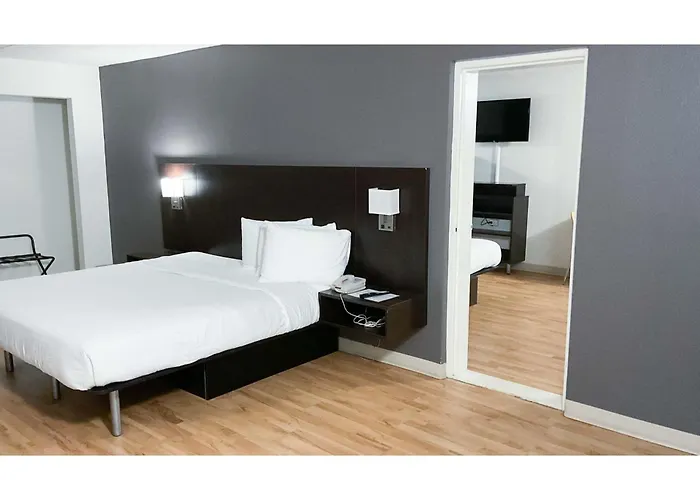 Studio 6 Extended Stay - Columbus, Ga -Downtown