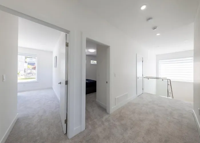 Elegant 4Br Main Suite Family Friendly With Terrace