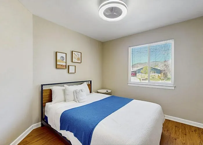 Edgewood Retreat - Hot Tub Golf Course Views & Walk To Stateline