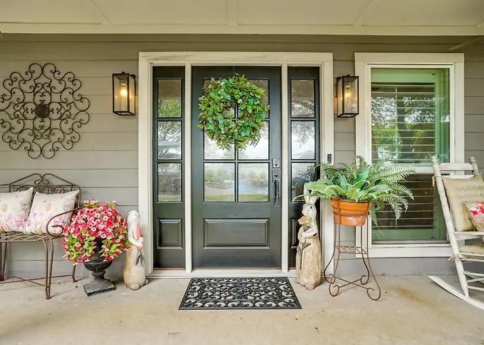 Backyard Bungalow W/ Pool & Country Views