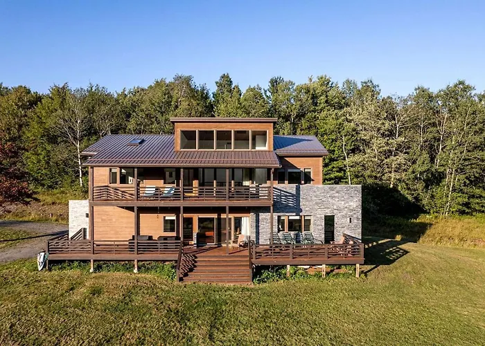 Secluded Contemporary Haven With Fire Pit & Sweeping Vistas In Margaretville, New York