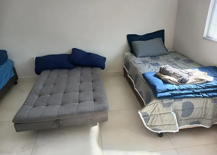 COLOFT - Quarto 3 Hospedagem rápida ou Sala de reunião