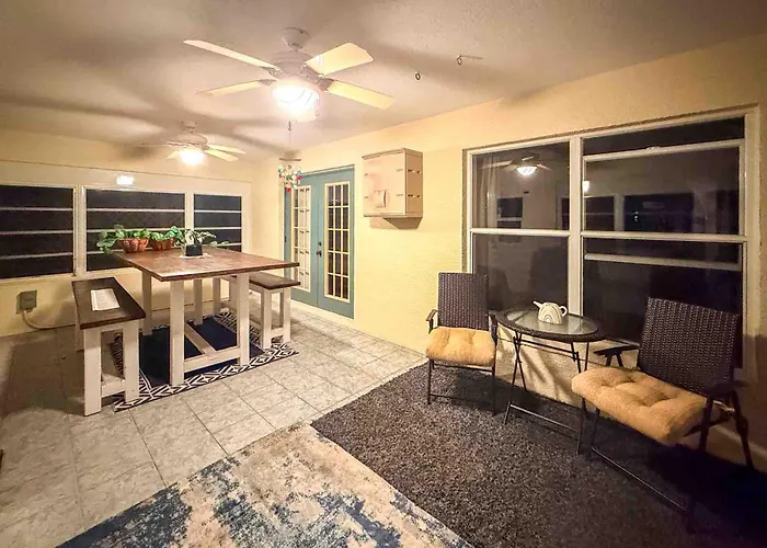 Waterfront Merritt Island Villa-Ksc, Beach, Port!