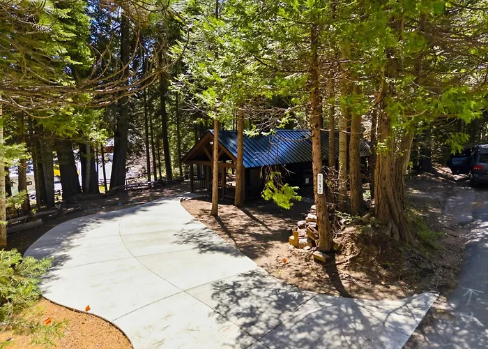 Charming Fully Renovated Log Cabin, 2 Miles To Yosemite South Gate!!!