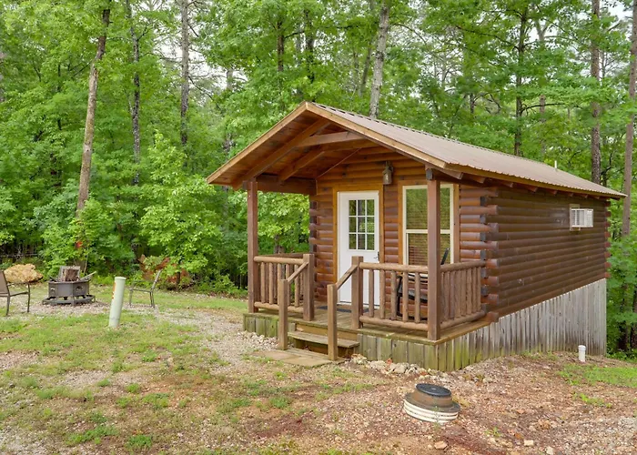 Peaceful 2-Cabin Property: 1 Mi To Current River!
