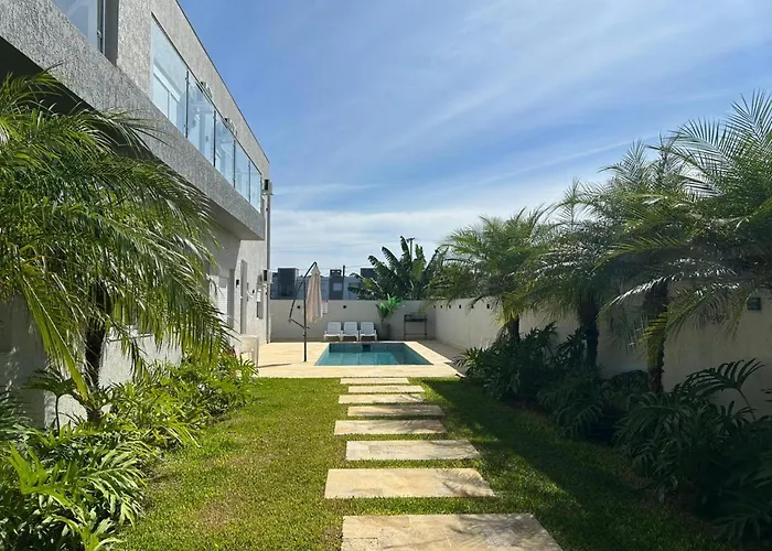Esplendor Residence Seu Paraíso em Atlântida com Piscina