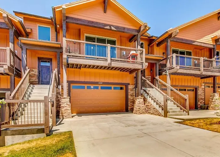 Stunning Dog-Friendly Mountain Condo With Hot Tub Gas Grill & Ac