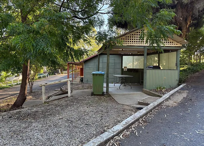 Corowa Caravan Park On The Murray River