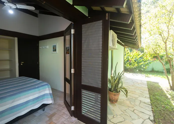 Casa Jataí Guest House